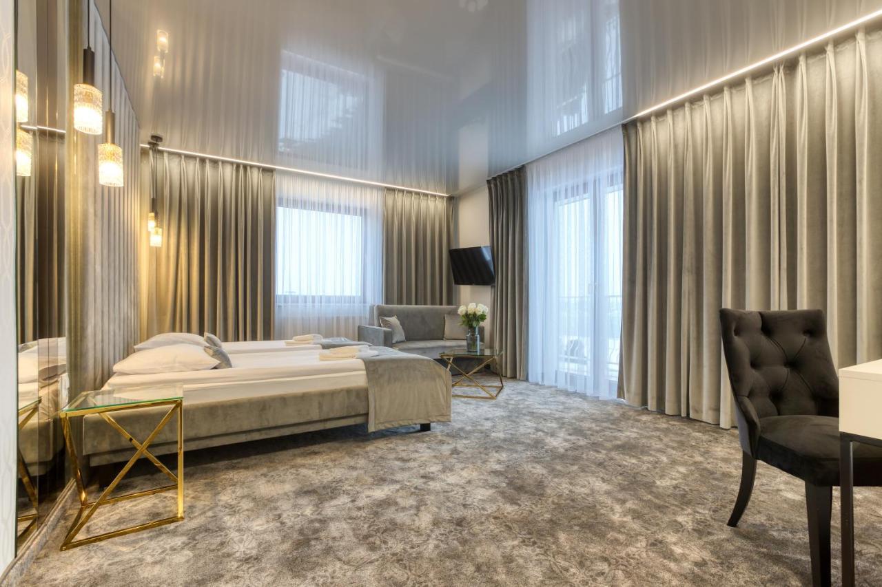 Hotel & Spa Bialy Dom Preiswitz Exterior foto